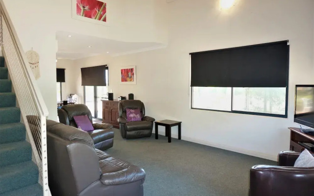 Ningaloo Breeze Villa 7