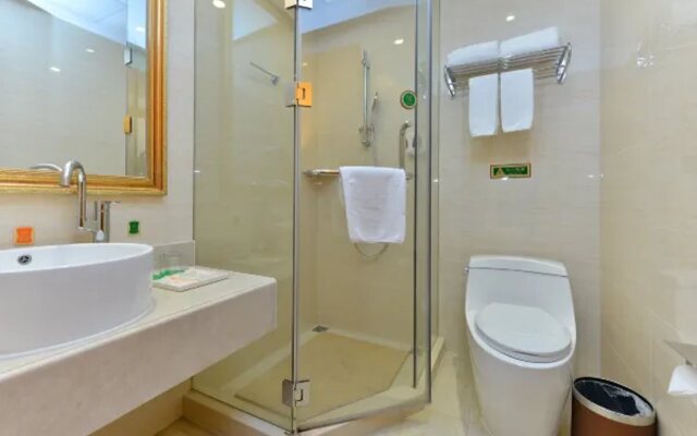 Vienna Hotel (Shanghai Gucun Park)