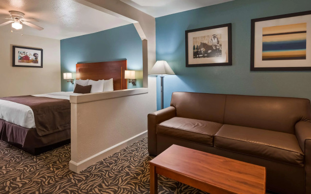 Best Western Regency Inn & Suites