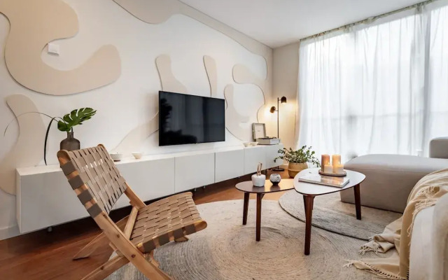 Java - 3 Bedroom and Shared Pool in Almagro