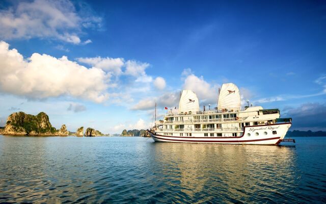 Signature Royal Halong Cruise