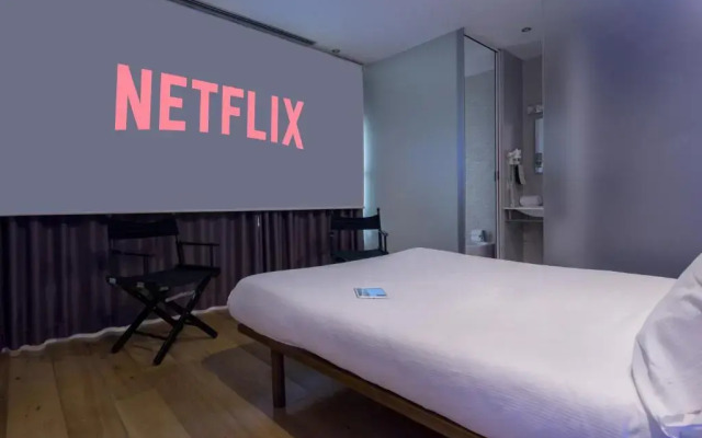 Colosseum Jacuzzi Suites