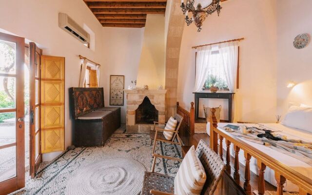 Arte Lindos Villa