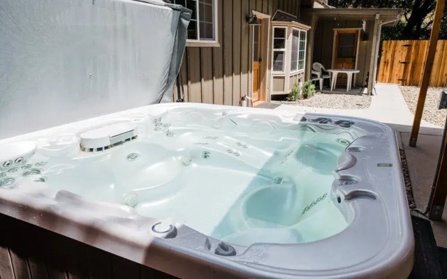 Sierra Lakes Retreat