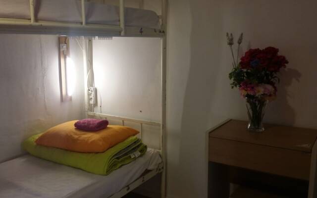 Lemon Tree Guesthouse 2 - Hostel