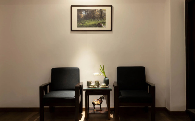 Cochin Zen Hotel