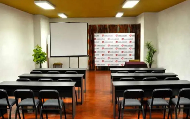 Camino Real Hotel