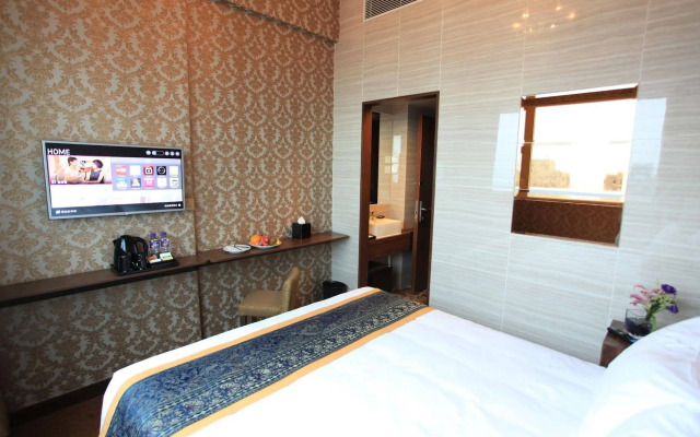 Grand City Hotel