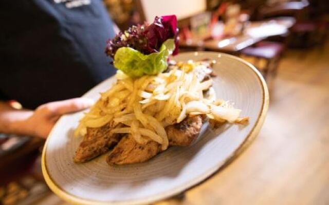 Friedrichshof Restaurant & Pension