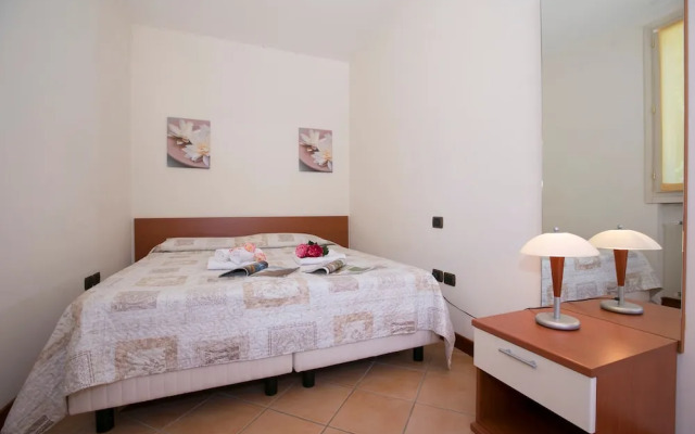 Villa Apartments - Porto Letizia