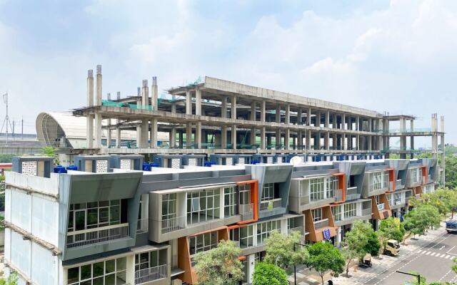 Modern Studio at LRT City Jatibening Apartment