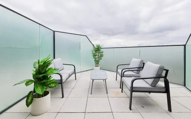 The Woodford Paradise - Homely 2bdr House With Terrace