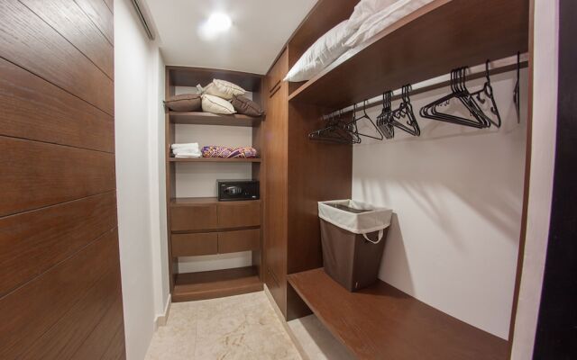 Anah Downtown DT 408