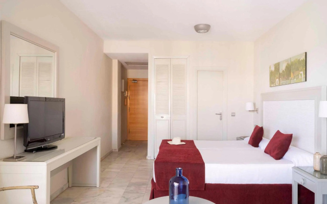 Ona Marinas de Nerja Spa Resort
