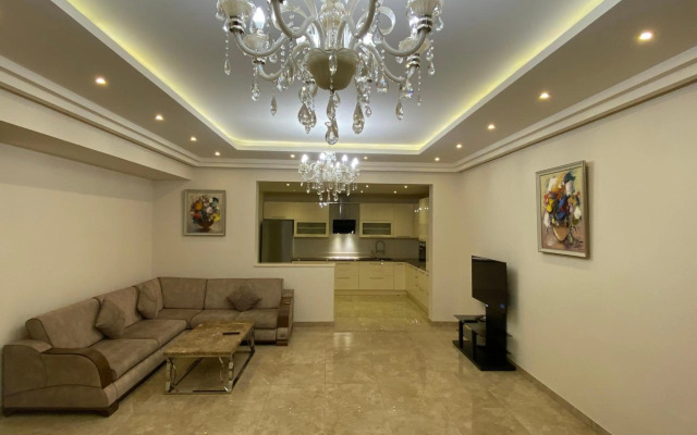 Teryan street 3 bedrooms Luxury and Unique apartment TT777