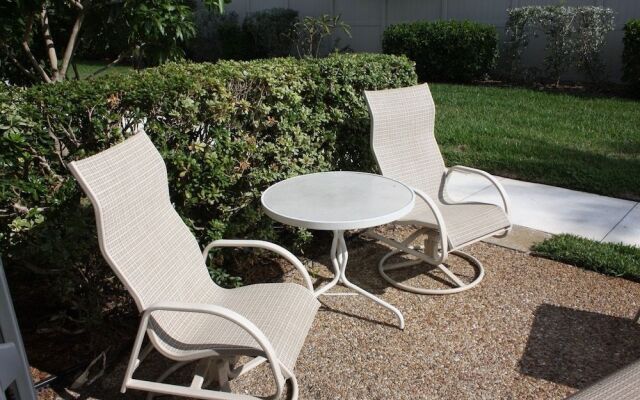 Jamaica Royale 099 - 2 Br Condo