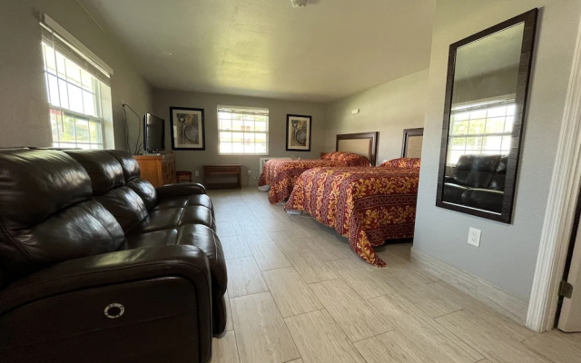 Heritage Inn