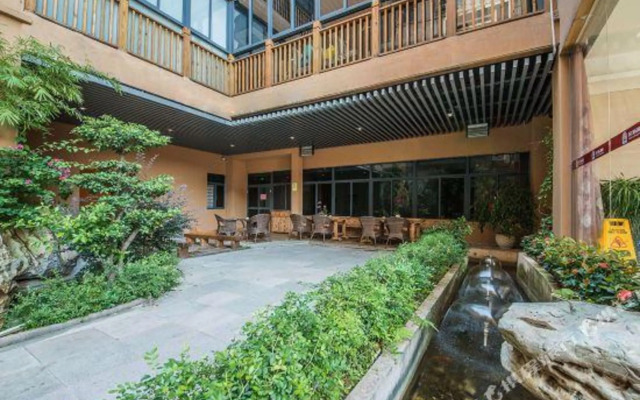 Tuzhuang Boutique Hotel