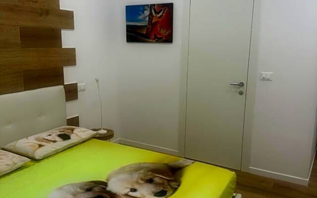 Rosa House nel Centro di Bologna vicino alla Stazione Centrale dei treni