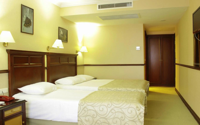 Topkapi Inter Istanbul Hotel