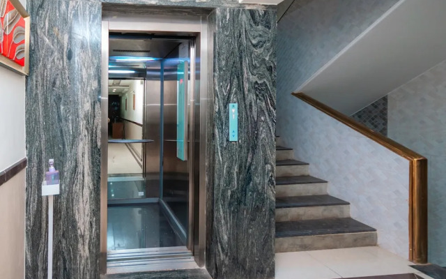 Hotel Laaiba Residency
