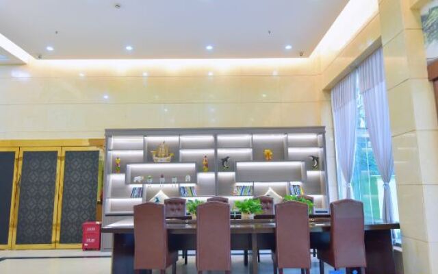 Cangnan Wenju Garden Hotel