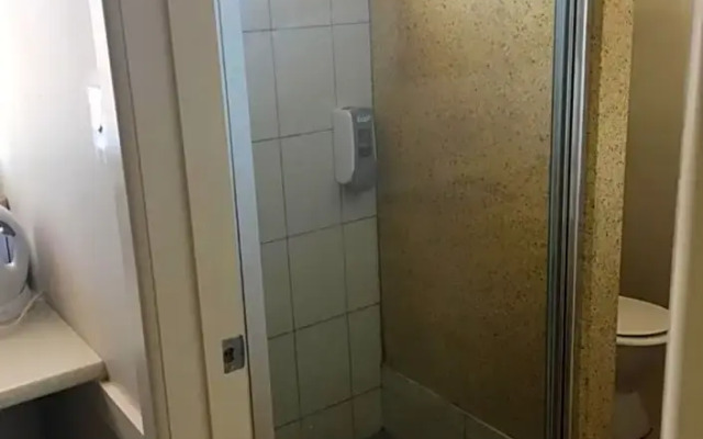 Yarram Commercial Hotel