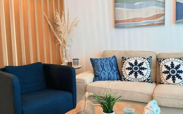 Apartment w Pool and Ocean View in Punta Palmera