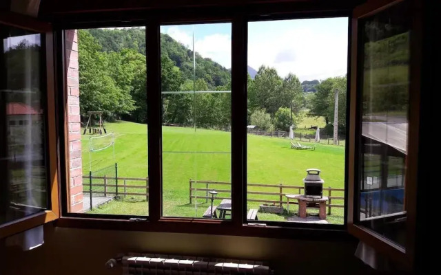 Apartamentos El Castañeu