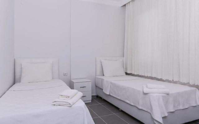 Sunset Village Apart Hotel