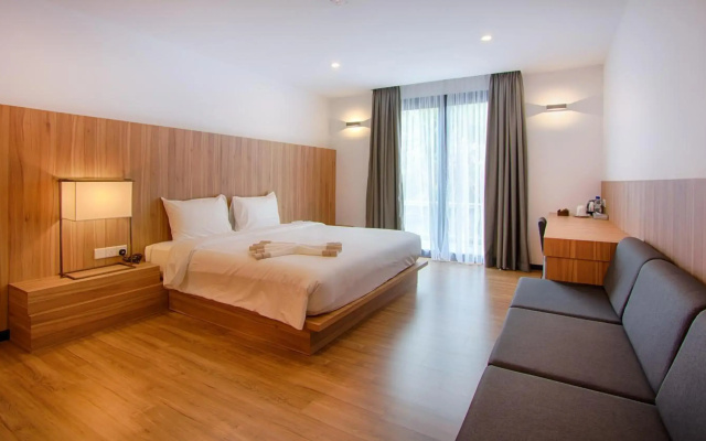 Lot 33 Boutique Hotel