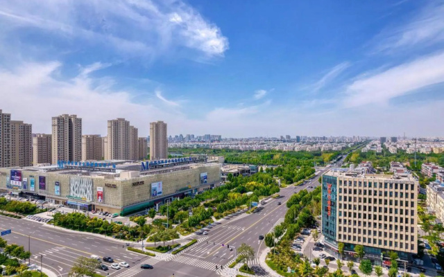 Vienna Hotel (Dongying Dongcheng Wanda Plaza Branch) – Outside – Dongying