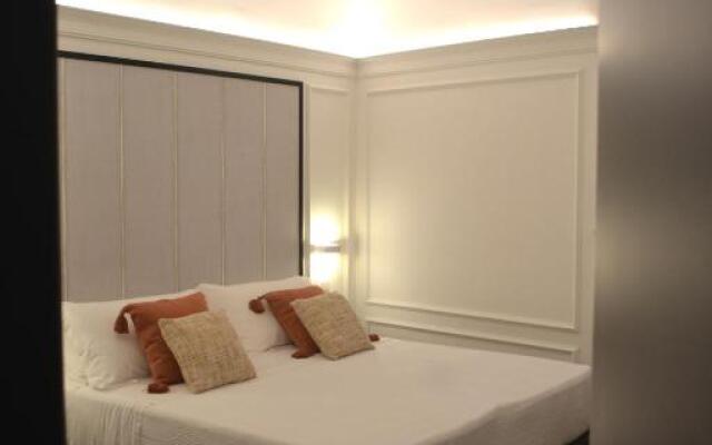 PALAZZO DELLE SIRENE Deluxe Apartment & Boutique Rooms