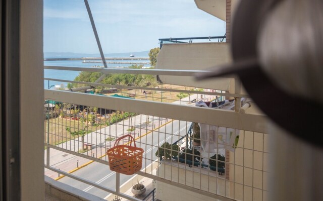 Seafront Apartment Grace