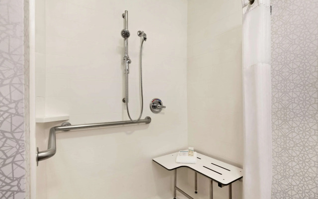 Hampton Inn Tracy