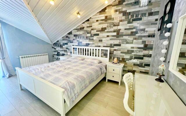 Apartments on Vladimirskaya street 55k4