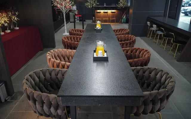 Hotel 24st Urban Brown Seosan Lake Park