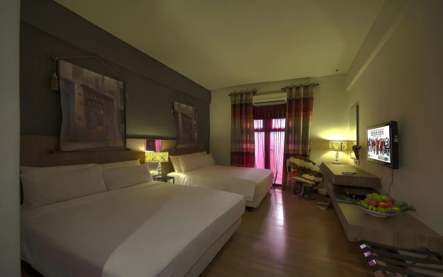 Arenaa Deluxe Boutique Hotel