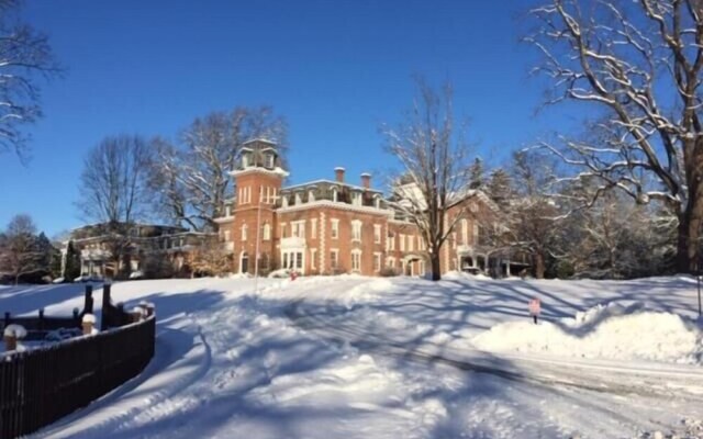 Oneida Community Mansion House