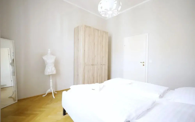 HeyMi Apartments Karlsplatz