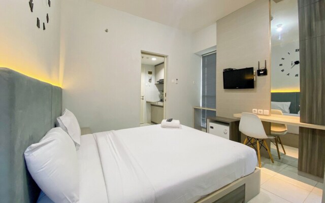 Comfortable 1Br Without Living Room At Amartha View Apartment