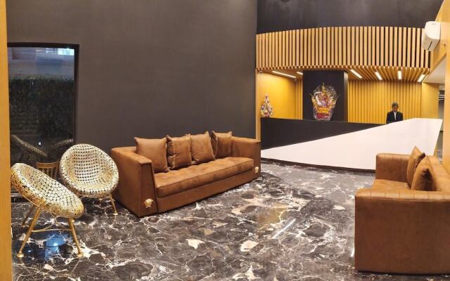 Kzar Corporate Hotel