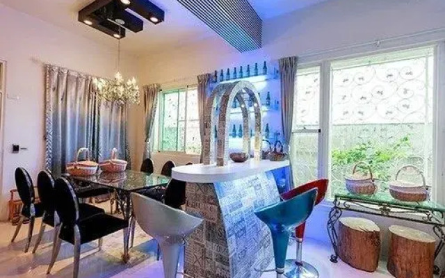 Love Villa yearned for freedom