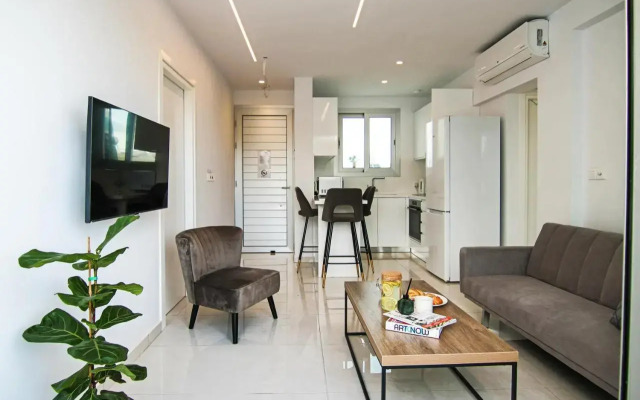 Phaedrus Living - Seaside Executive Flat Harbour 204