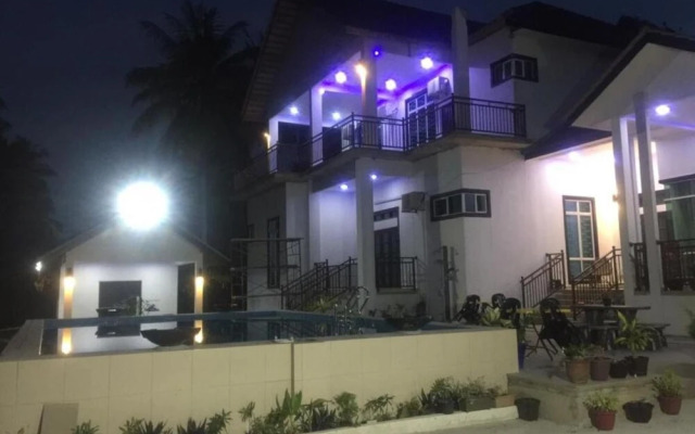 Capital O 90555 Captain's Cabin Resort