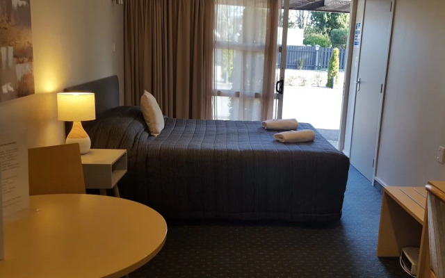Amble Inn Motel - Masterton