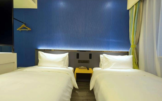 Beijing Capital Airport Hotel – Guest Rooms – Beijing