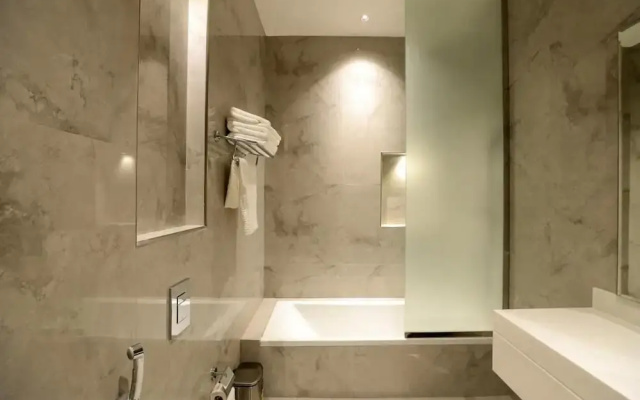 Topaz Al Malqa Hotel