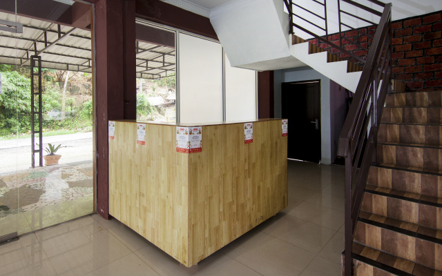 OYO 1543 Sibayak Ncole