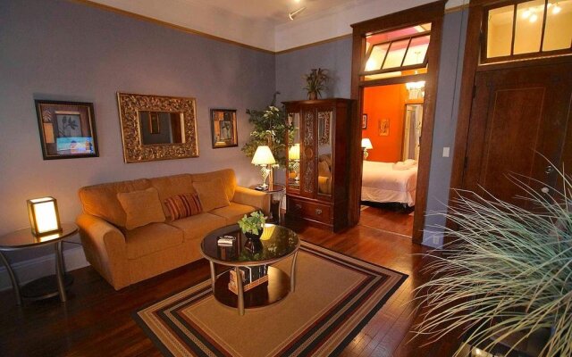 Savannah Dream Vacations Carriage House
